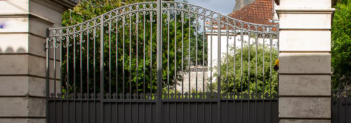 Wooden Swing Gate Repair in Lakeland, FL