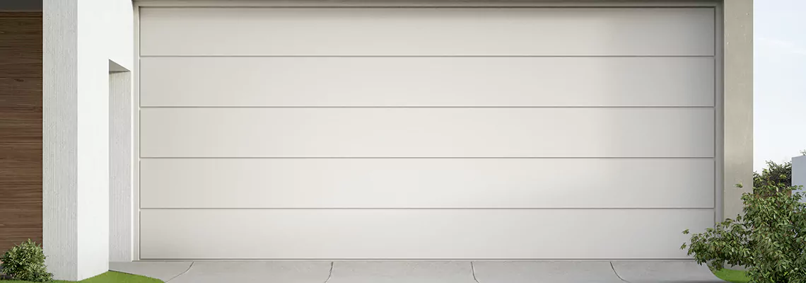 Sliding Garage Door Repair Help in Lakeland, Florida